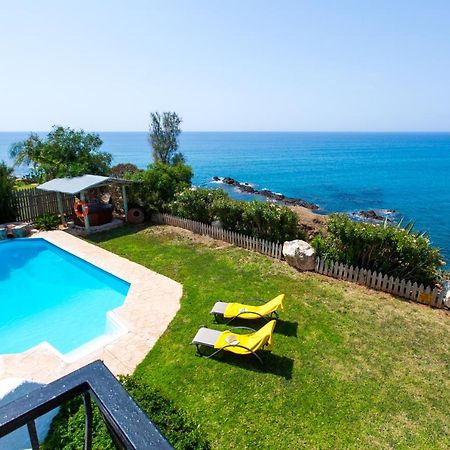 Villa Clarissa & Carmel View 파포스 외부 사진